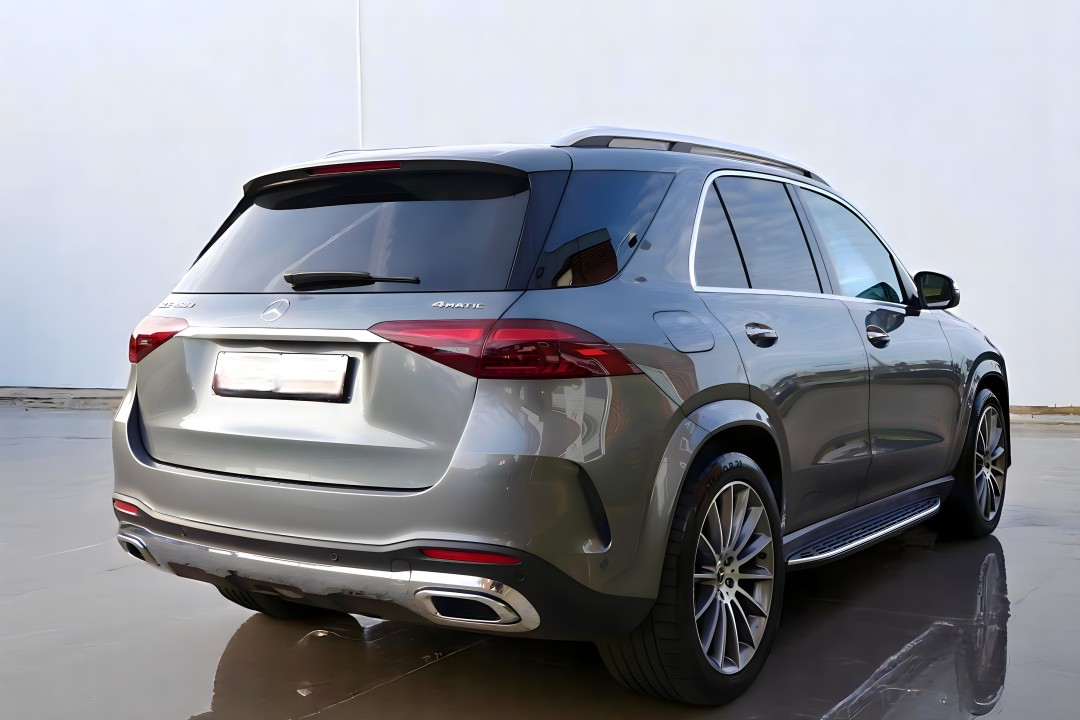 Mercedes-Benz GLE 450d 4MATIC AMG (2)