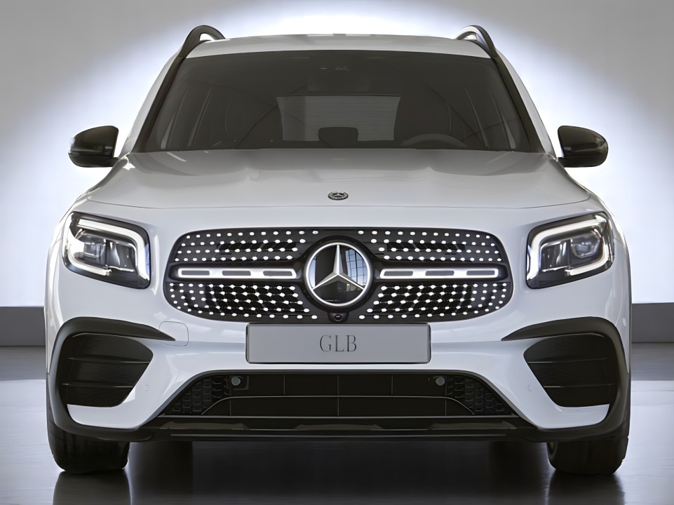 Mercedes-Benz GLB 220d 4MATIC AMG (2)