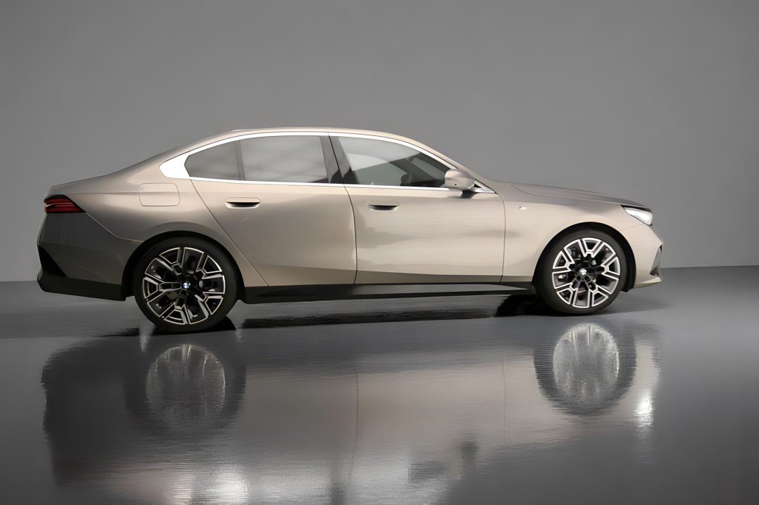 BMW Seria 5 520 i Sedan (4)