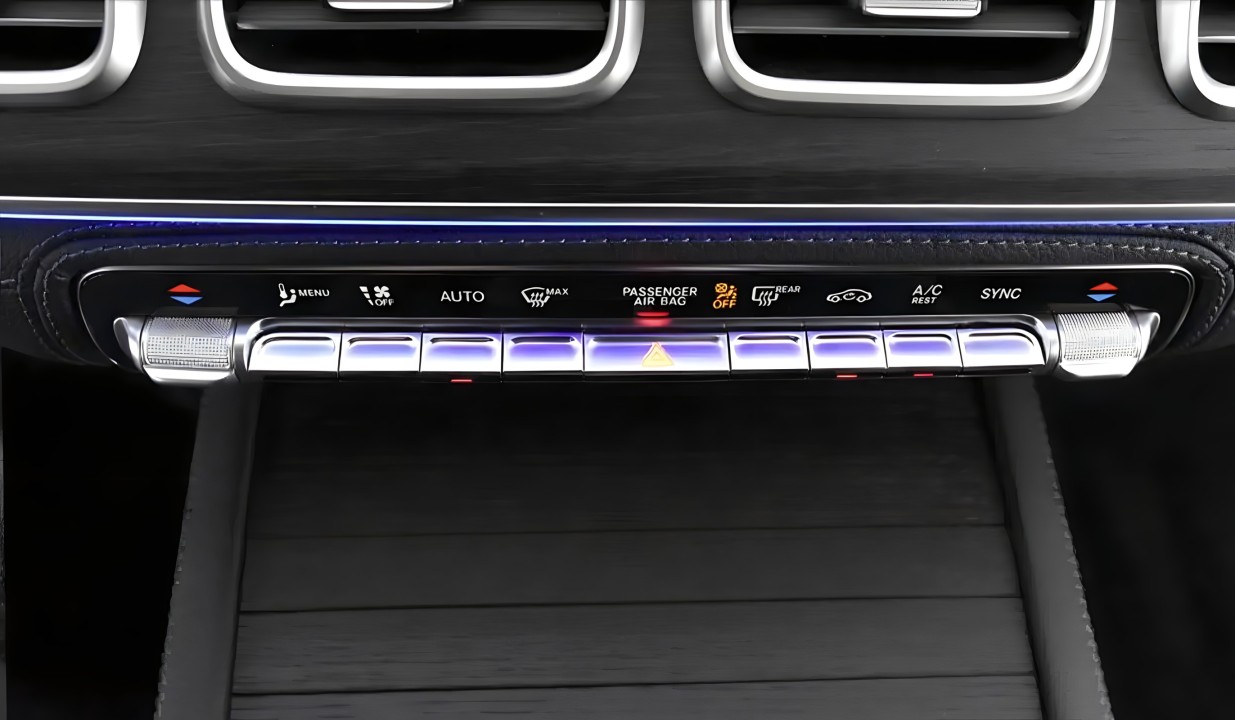 Mercedes-Benz GLE Coupe 300d 4MATIC AMG - foto 17