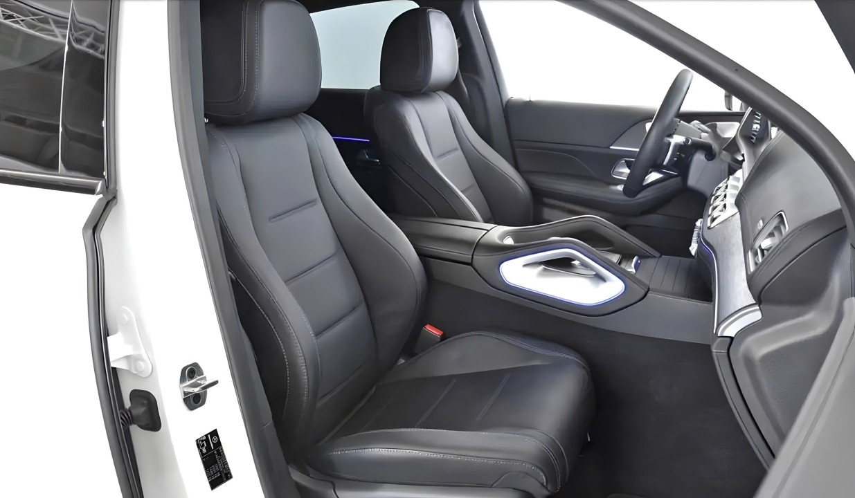 Mercedes-Benz GLE Coupe 300d 4MATIC AMG (5)