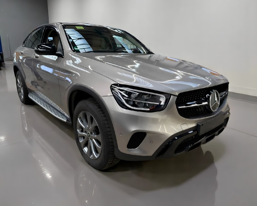 Mercedes-Benz GLC Coupe 300 de (1)