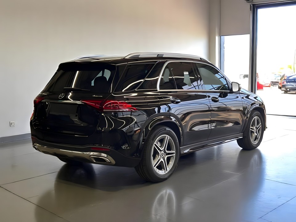Mercedes-Benz GLE 350de 4MATIC AMG Line (4)