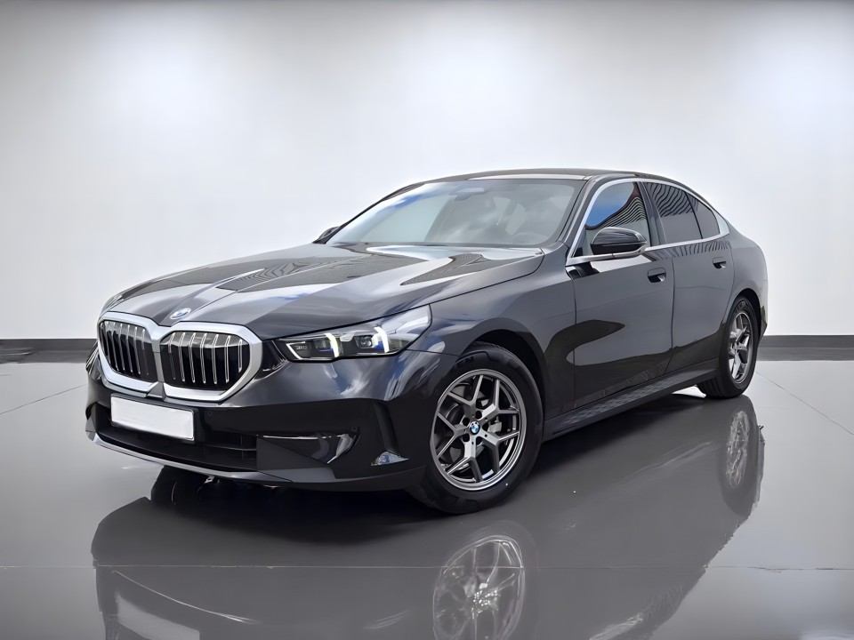 BMW Seria 5 520D XDRIVE (4)