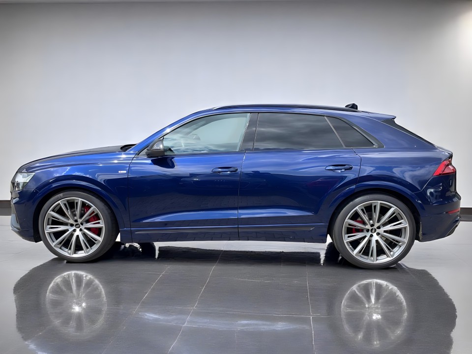 Audi Q8 50TDI Quattro Tiptronic S-line (2)
