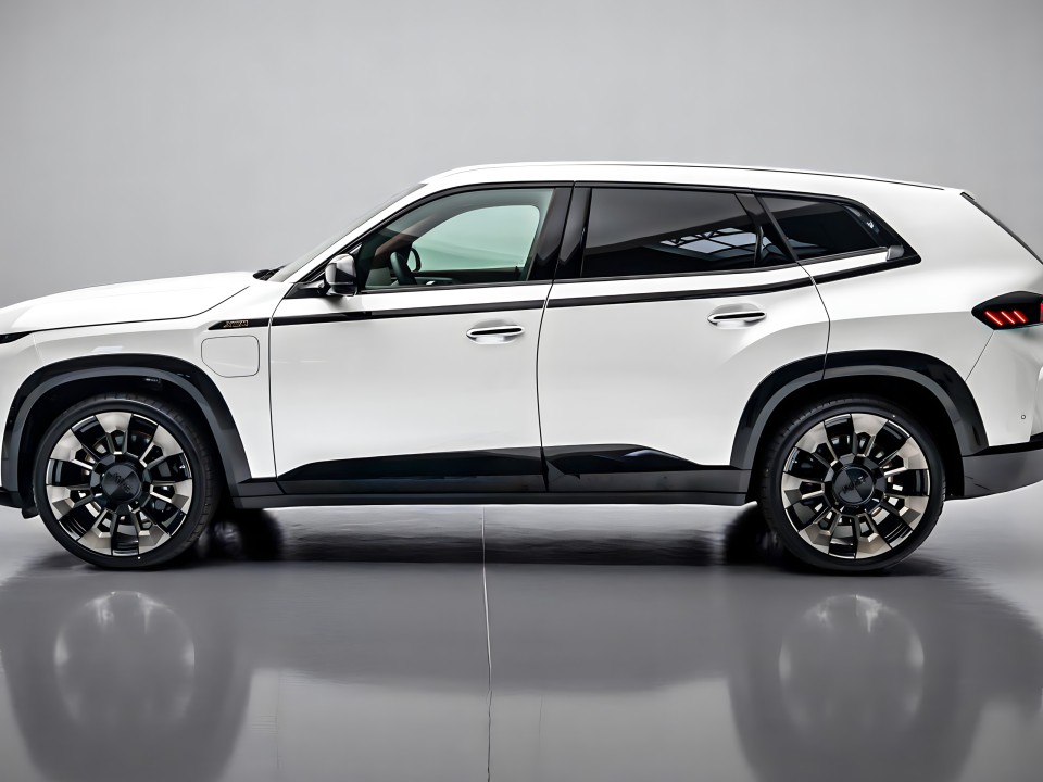 BMW XM Silverstone (5)