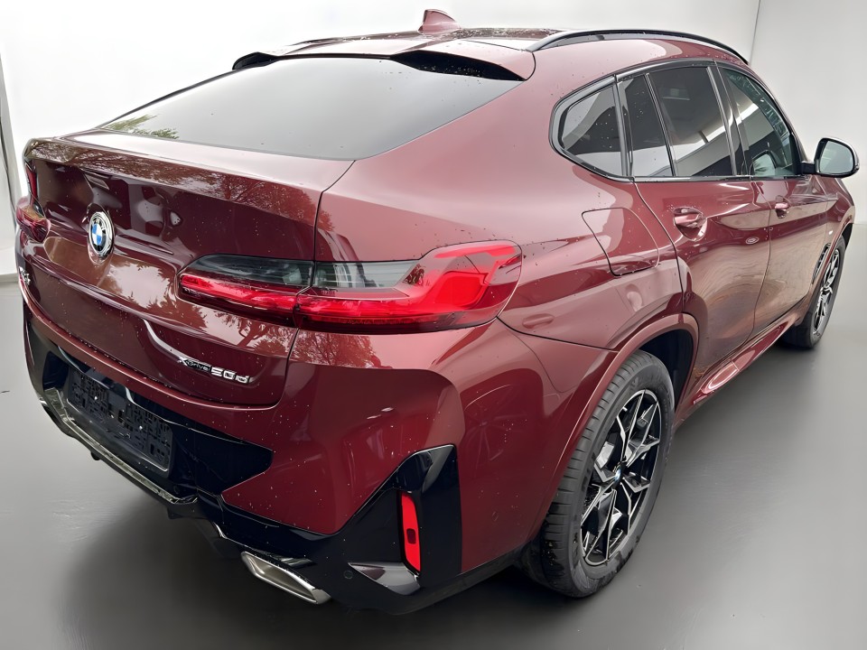 BMW X4 xDrive20d M-Sport (2)