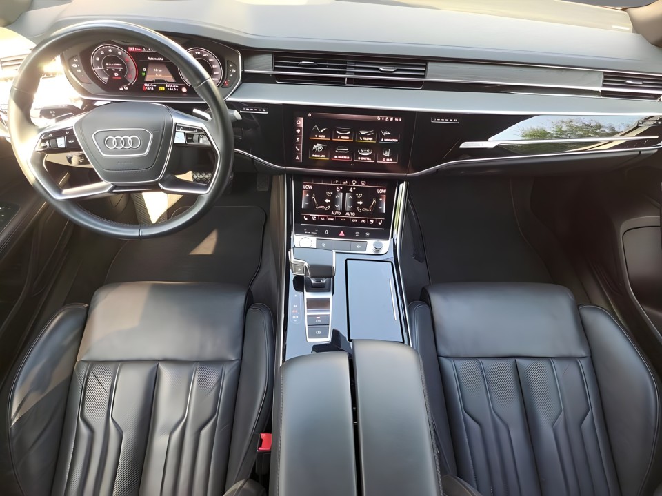 Audi A8 60 TFSIe quattro tiptronic (4)