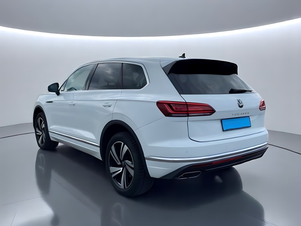 Volkswagen Touareg Elegance (4)