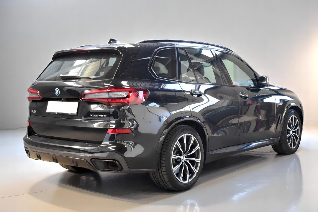 BMW X5 xDrive45e M-Sport (3)