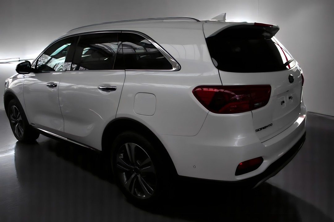 Kia Sorento Platinum 2.2 CRDi 4WD (3)