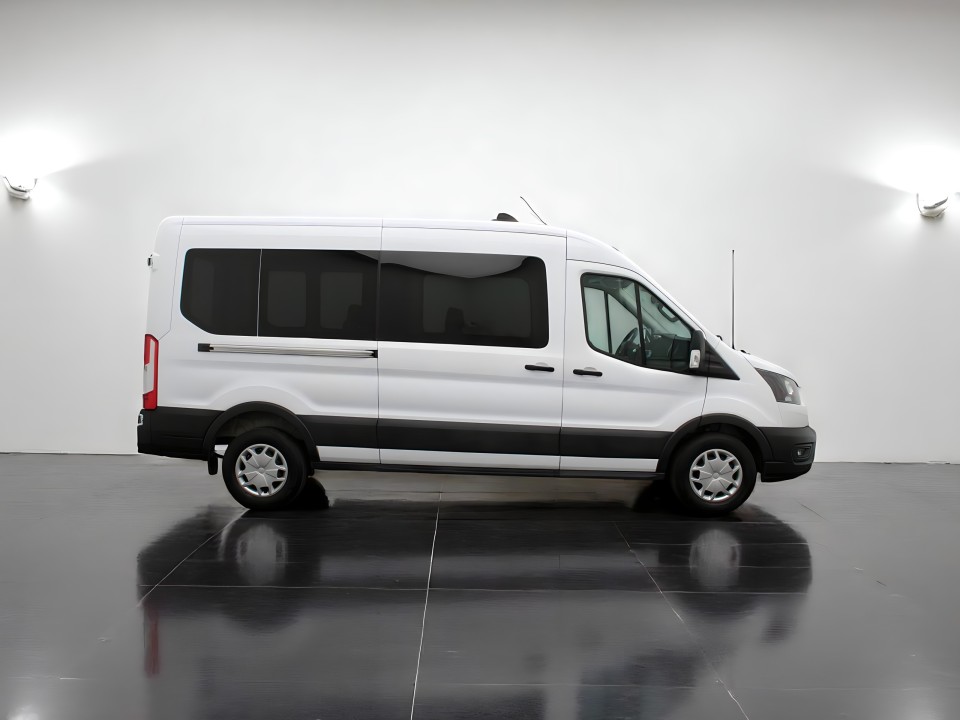 Ford Transit 350 (3)