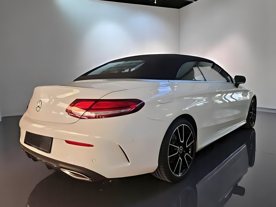 Mercedes-Benz C 200 AMG (4)