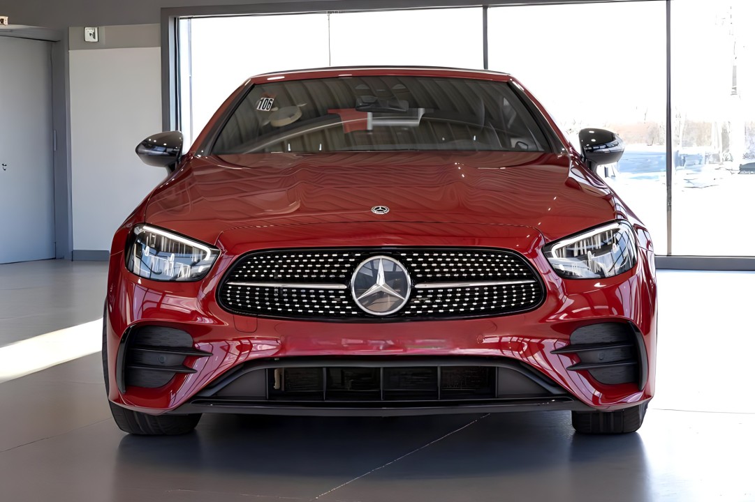 Mercedes-Benz E400d Cabrio 4MATIC AMG (2)