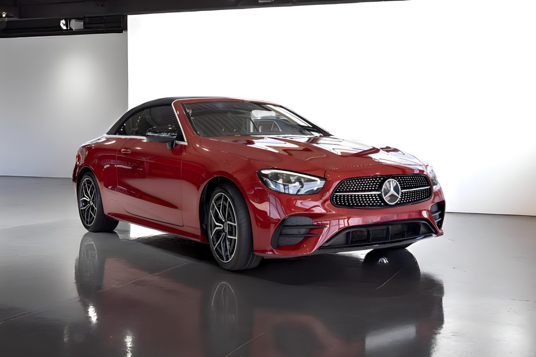 Mercedes-Benz E400d Cabrio 4MATIC AMG (4)