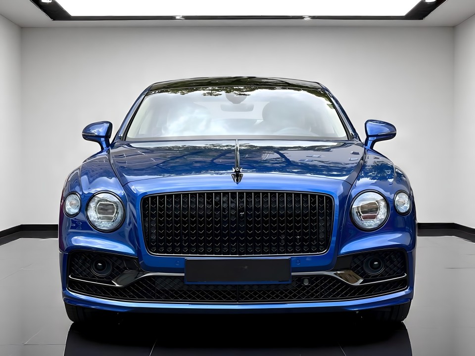 Bentley Flying Spur AZURE (2)