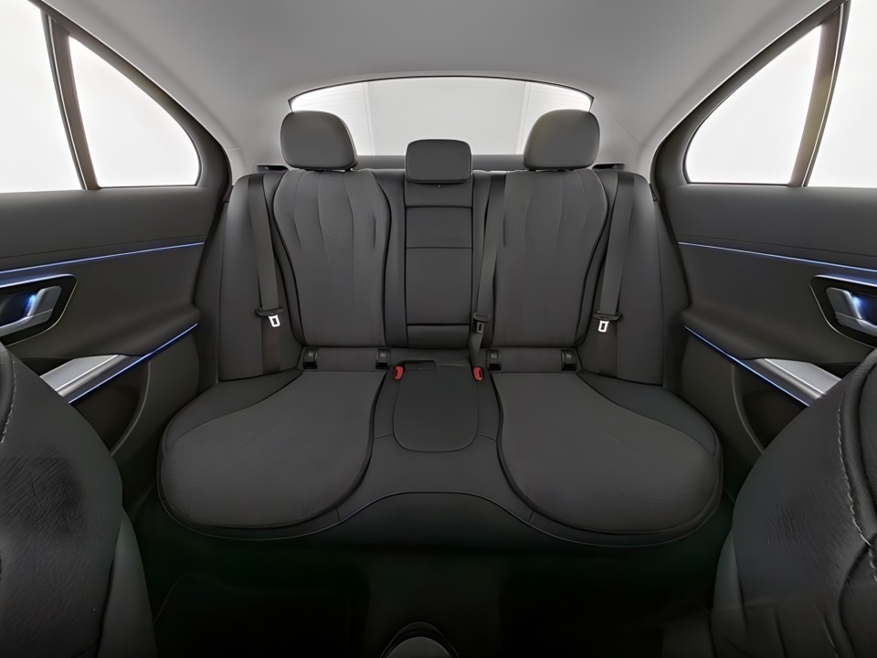 Mercedes-Benz E 300de Avantgarde (5)