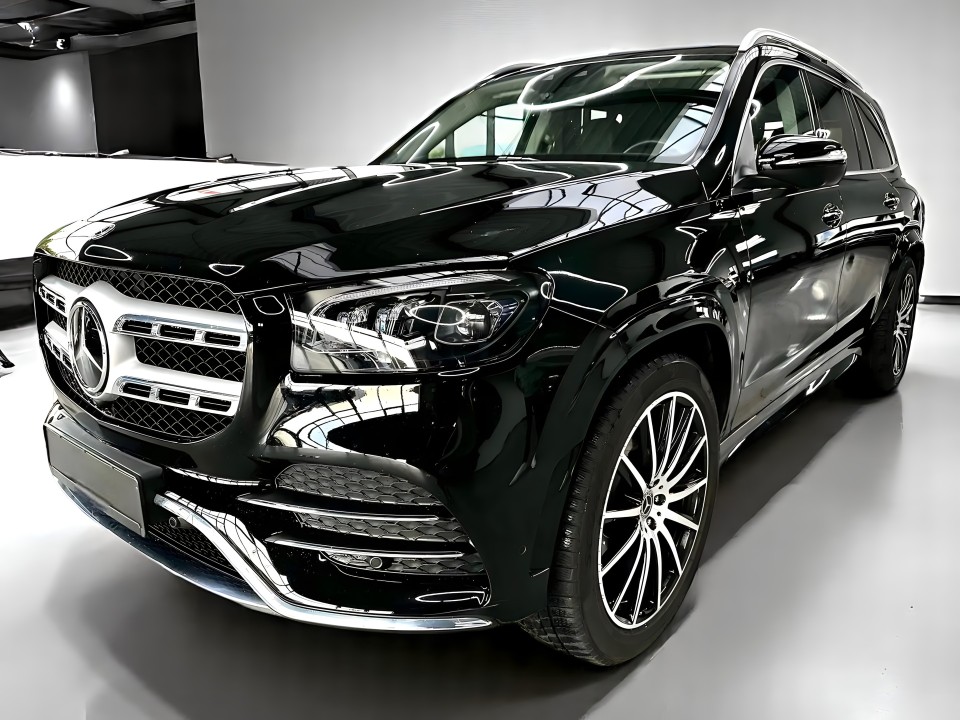 Mercedes-Benz GLS 400d 4MATIC AMG (5)