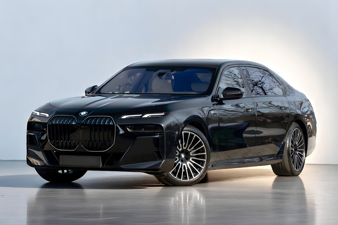 BMW Seria 7 740d M-Sport (5)