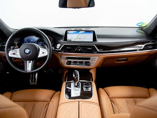 BMW Seria 7 740d xDrive - foto 7