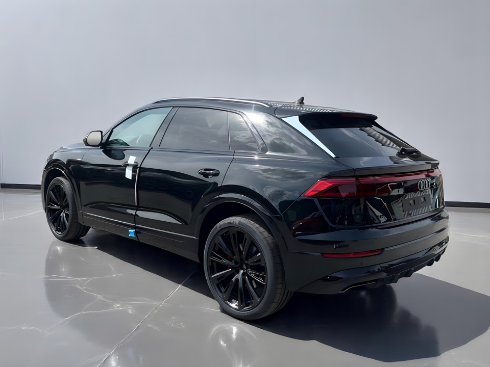 Audi Q8 50 TDI Quattro S-line (5)