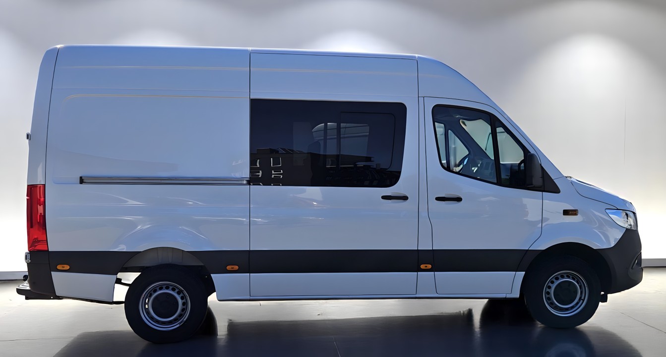 Mercedes-Benz Sprinter (2)