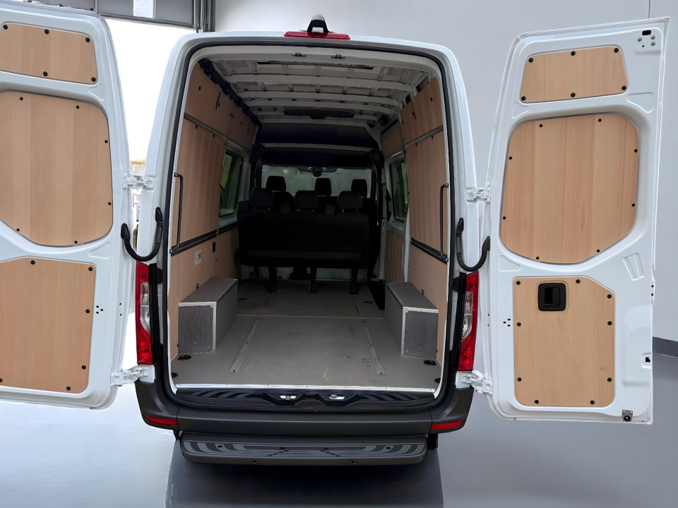 Mercedes-Benz Sprinter 317 CDI (3)