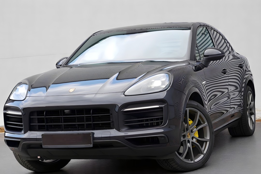 Porsche Cayenne Coupe E-Hybrid (3)