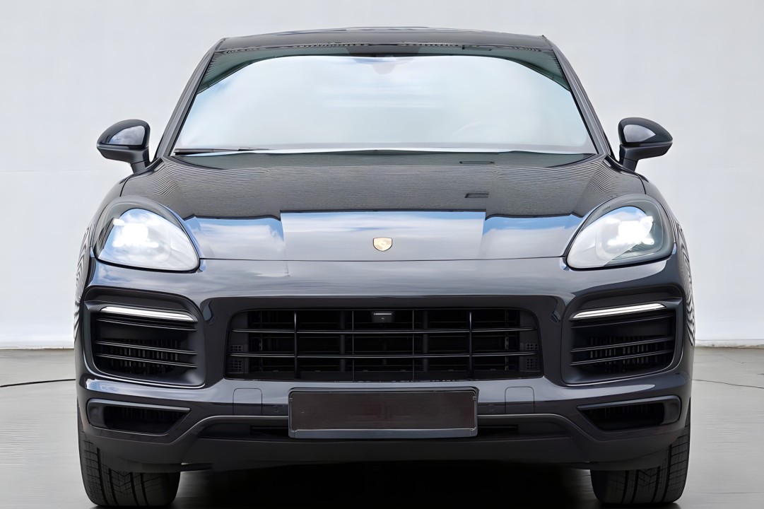 Porsche Cayenne Coupe E-Hybrid (2)