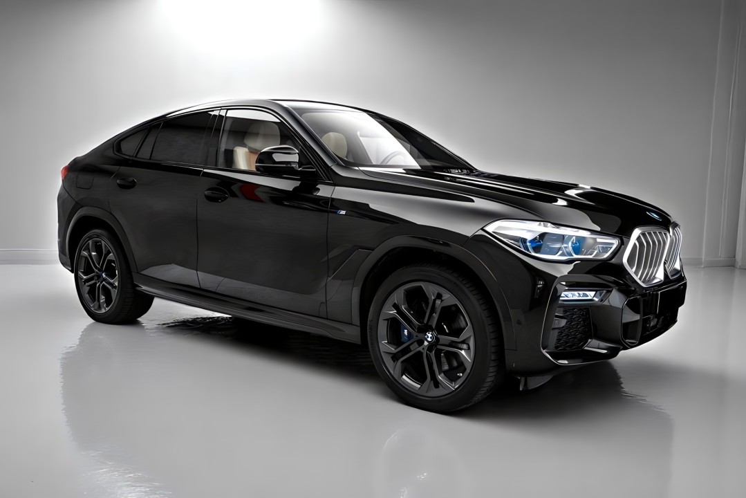 BMW X6 xDrive30d M-Sport (1)
