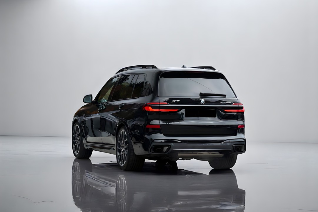 BMW X7 40d M-Sport (4)