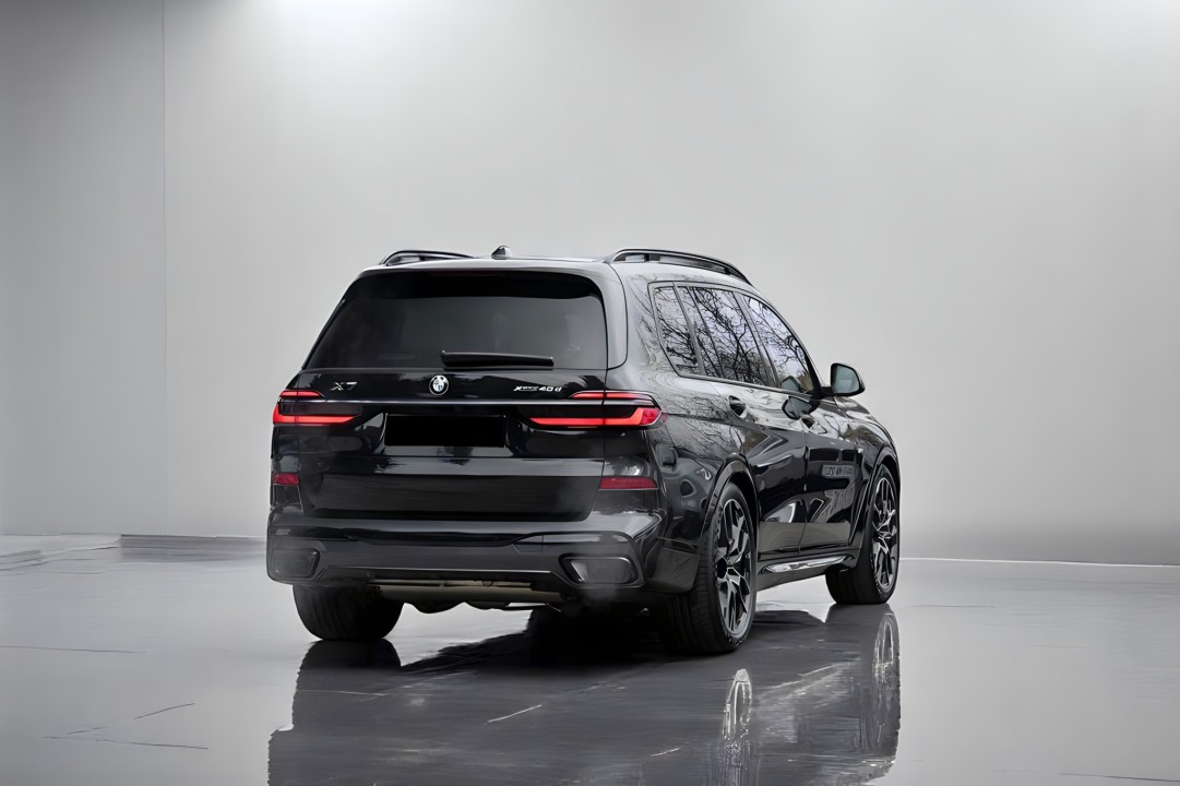 BMW X7 40d M-Sport (2)
