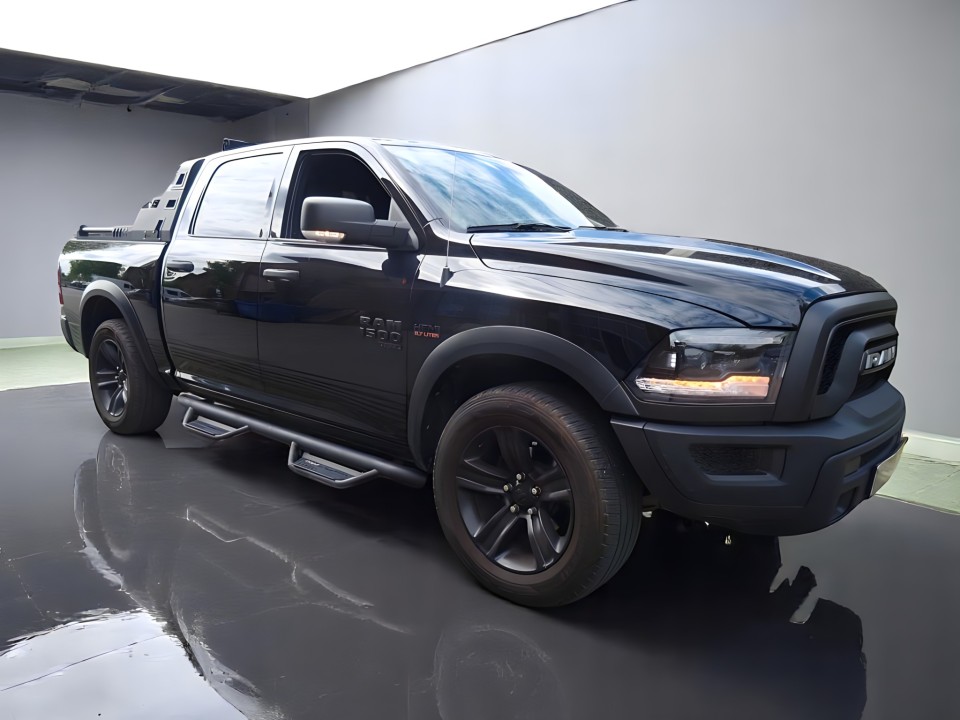 Dodge RAM 1500 SLT V8 (3)