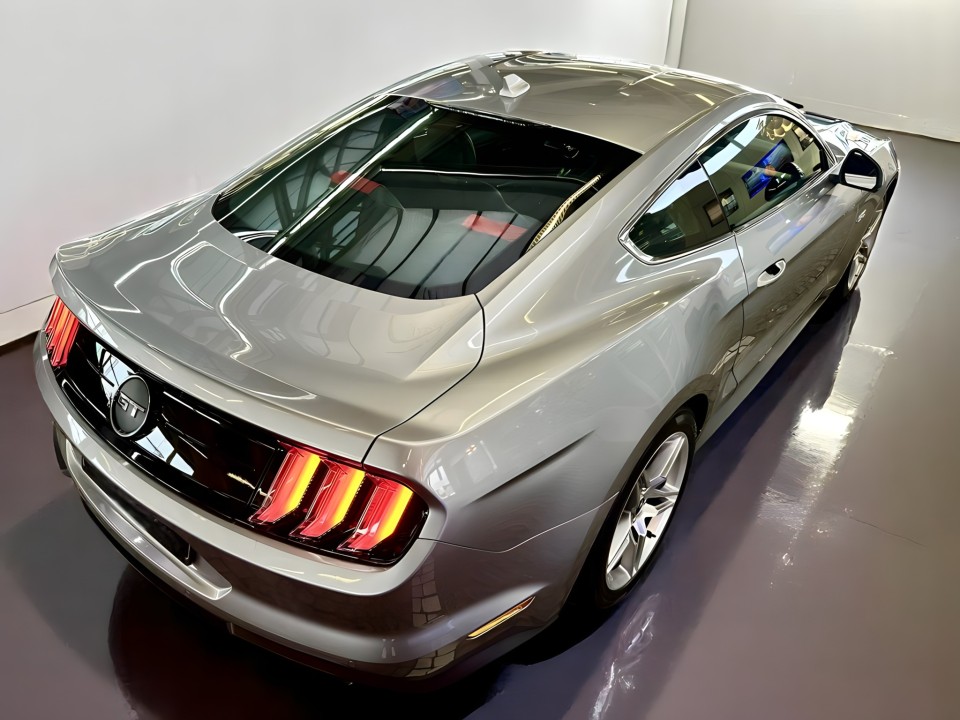 Ford Mustang GT (4)