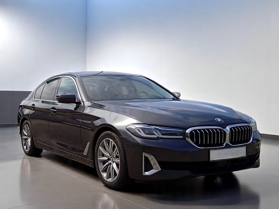 BMW Seria 5 540d xDrive Luxury Line