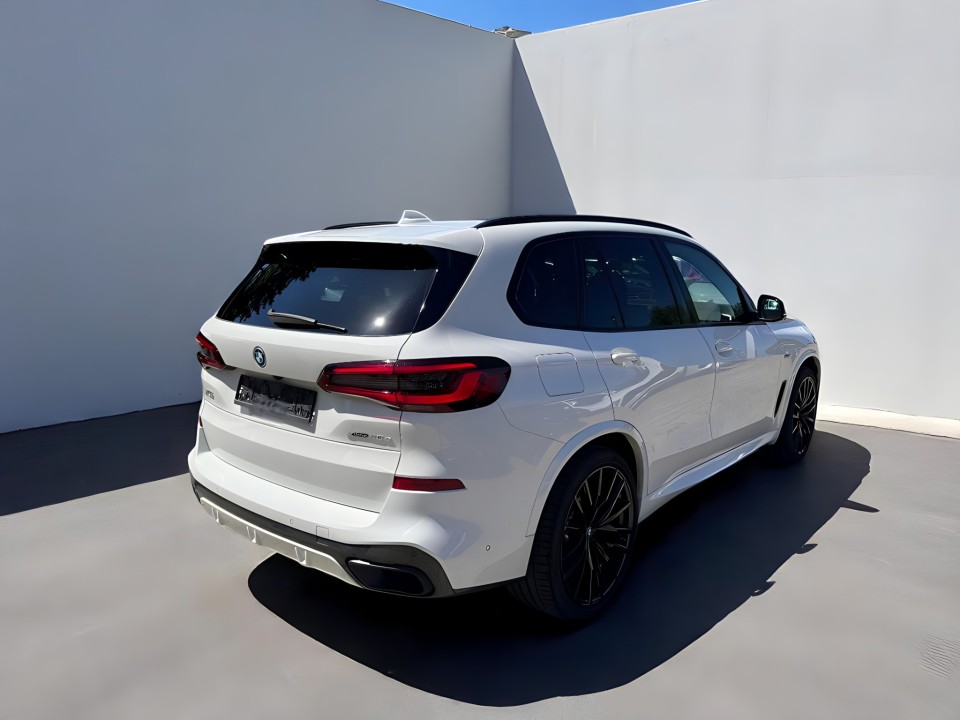 BMW X5 xDrive45e M-Sport (5)