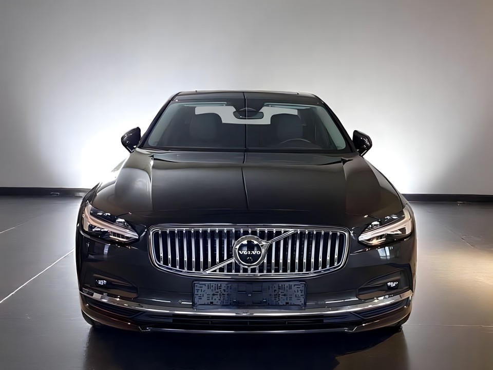Volvo S90 Inscription B5 (2)