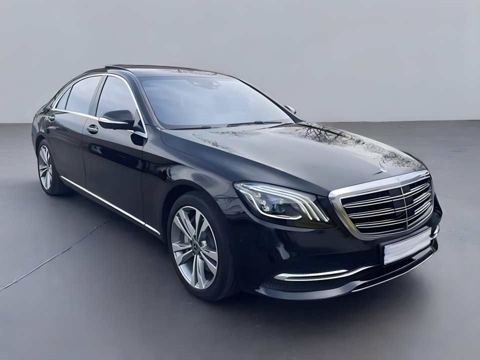 Mercedes-Benz S S 560e (1)