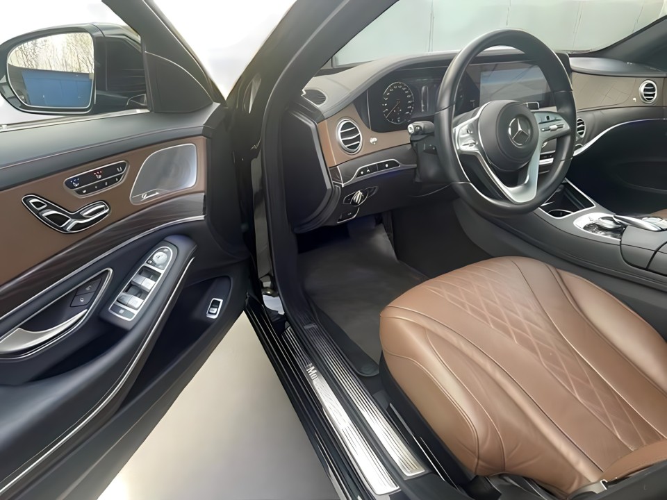 Mercedes-Benz S S 560e (5)