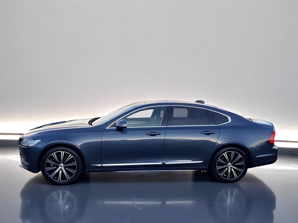 Volvo S90 B5 (3)