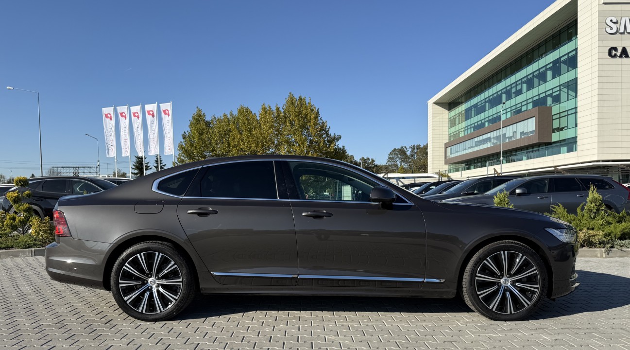 Volvo S90 B5 AWD Ultimate Bright (2)