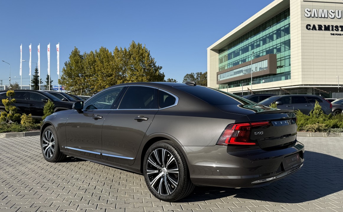 Volvo S90 B5 AWD Ultimate Bright (5)