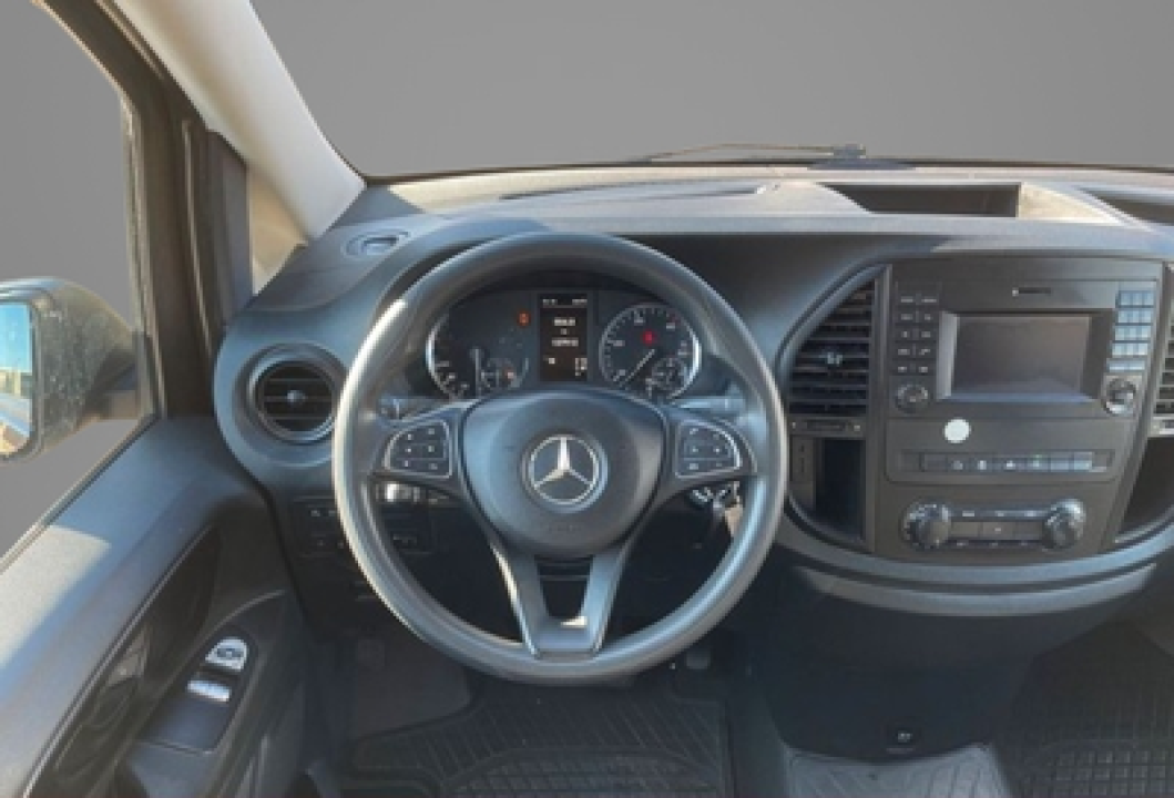 Mercedes-Benz Vito Tourer 114 CDI (4)