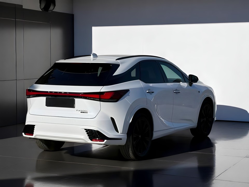 Lexus Seria RX 500h (3)