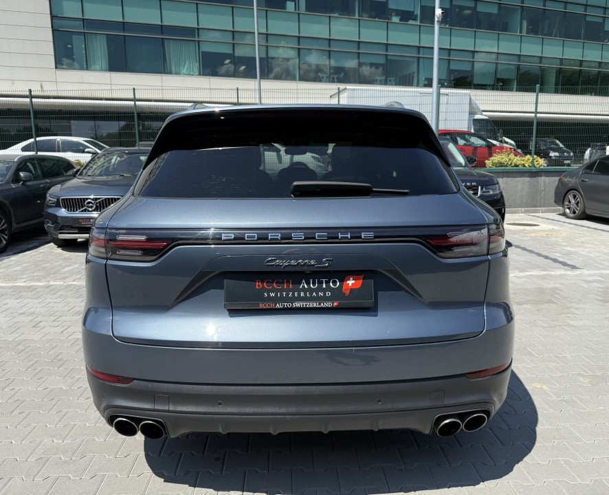 Porsche Cayenne S (4)