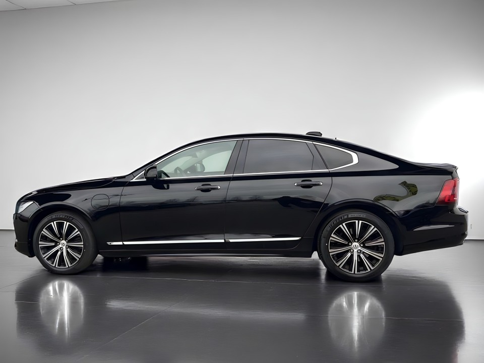 Volvo S90 T8 Twin Engine Inscription Plug-In AWD (4)