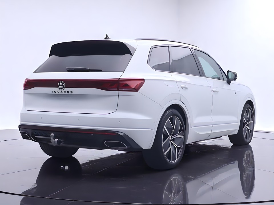 Volkswagen Touareg 3.0 TDI R-Line (3)