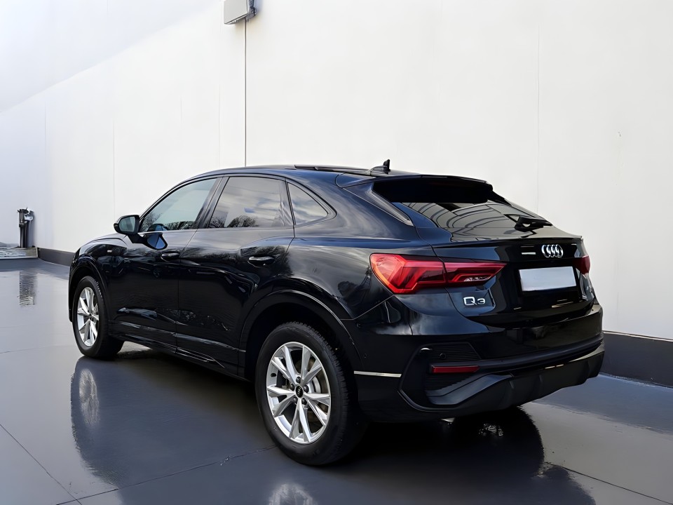 Audi Q3 Sportback 45TFSI S-tronic S-line (2)