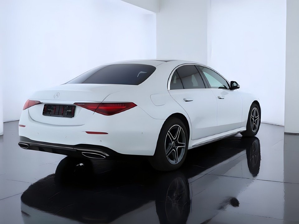 Mercedes-Benz S 350d 4MATIC AMG (2)