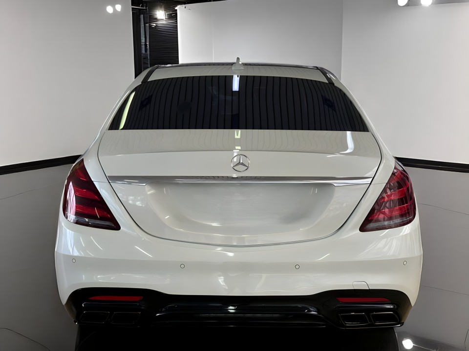 Mercedes-Benz S 400 d AMG-Line (3)